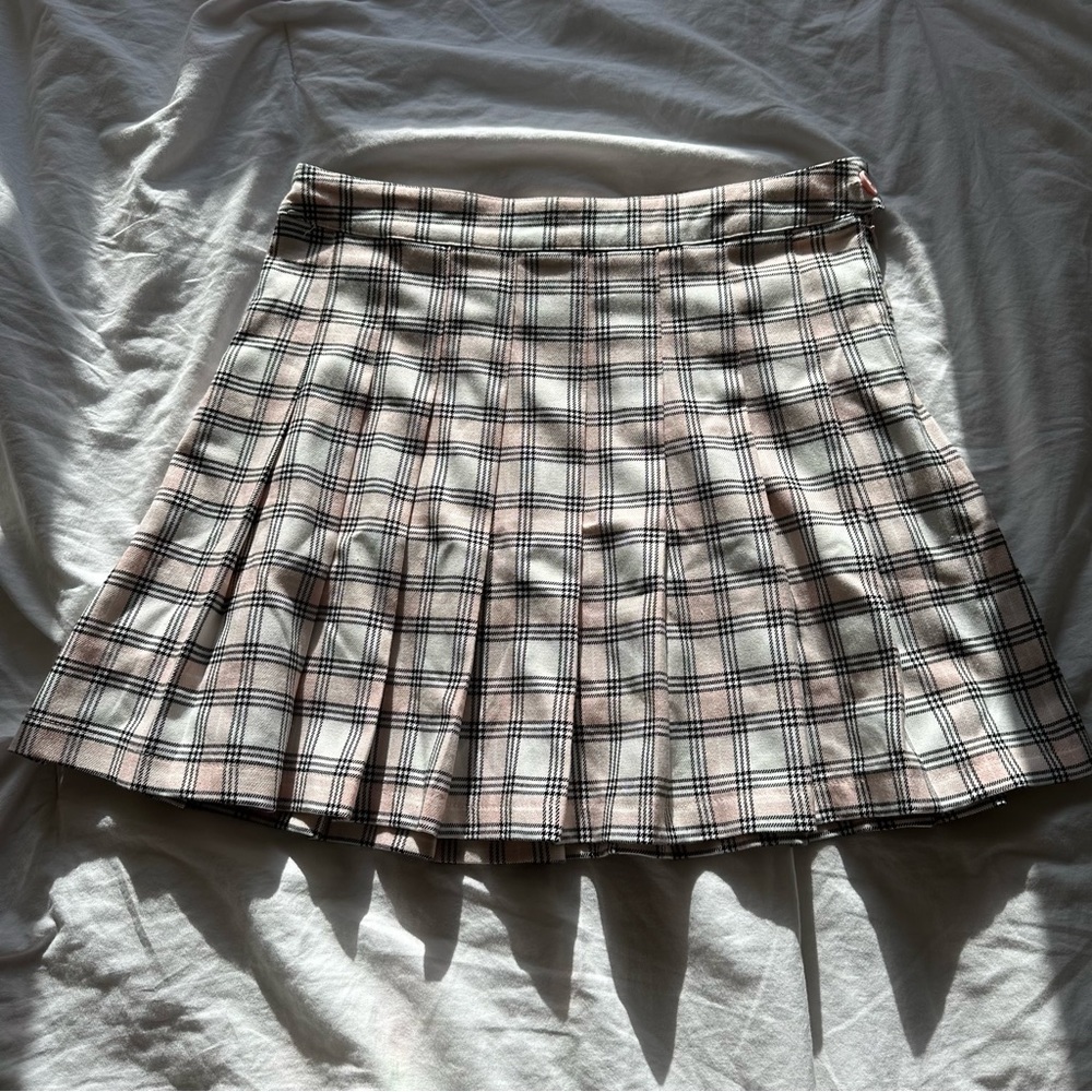 NWOT Full tilt plaid pleated skirt size 27